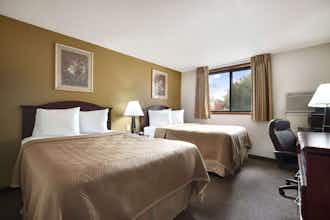 Hotel Travelodge by Wyndham La Porte/Michigan City Area photo 3