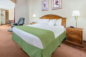 Hotel Baymont by Wyndham Enid photo 5