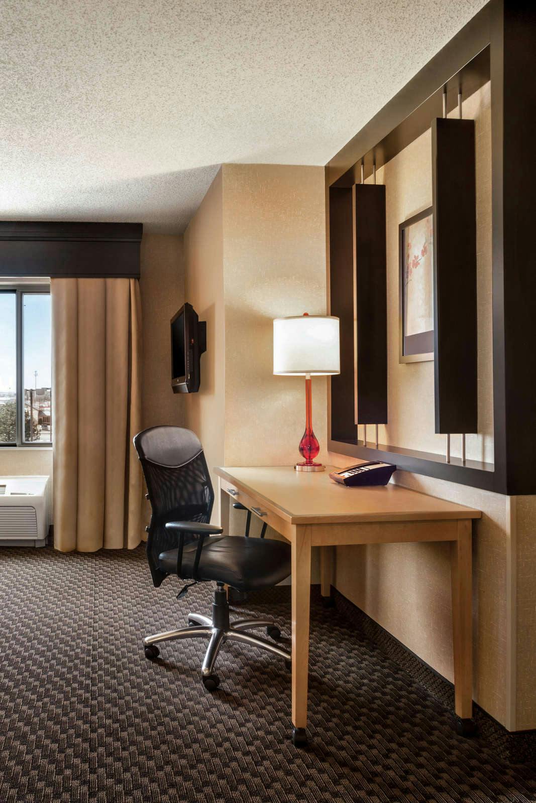 Hotel DoubleTree by Hilton Hotel Oklahoma City Airport photo 5