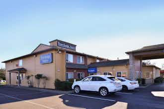 Hotel LDG NBA Newberg OR Travelodge photo 2