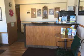 Hotel Super 8 by Wyndham Petoskey photo 2