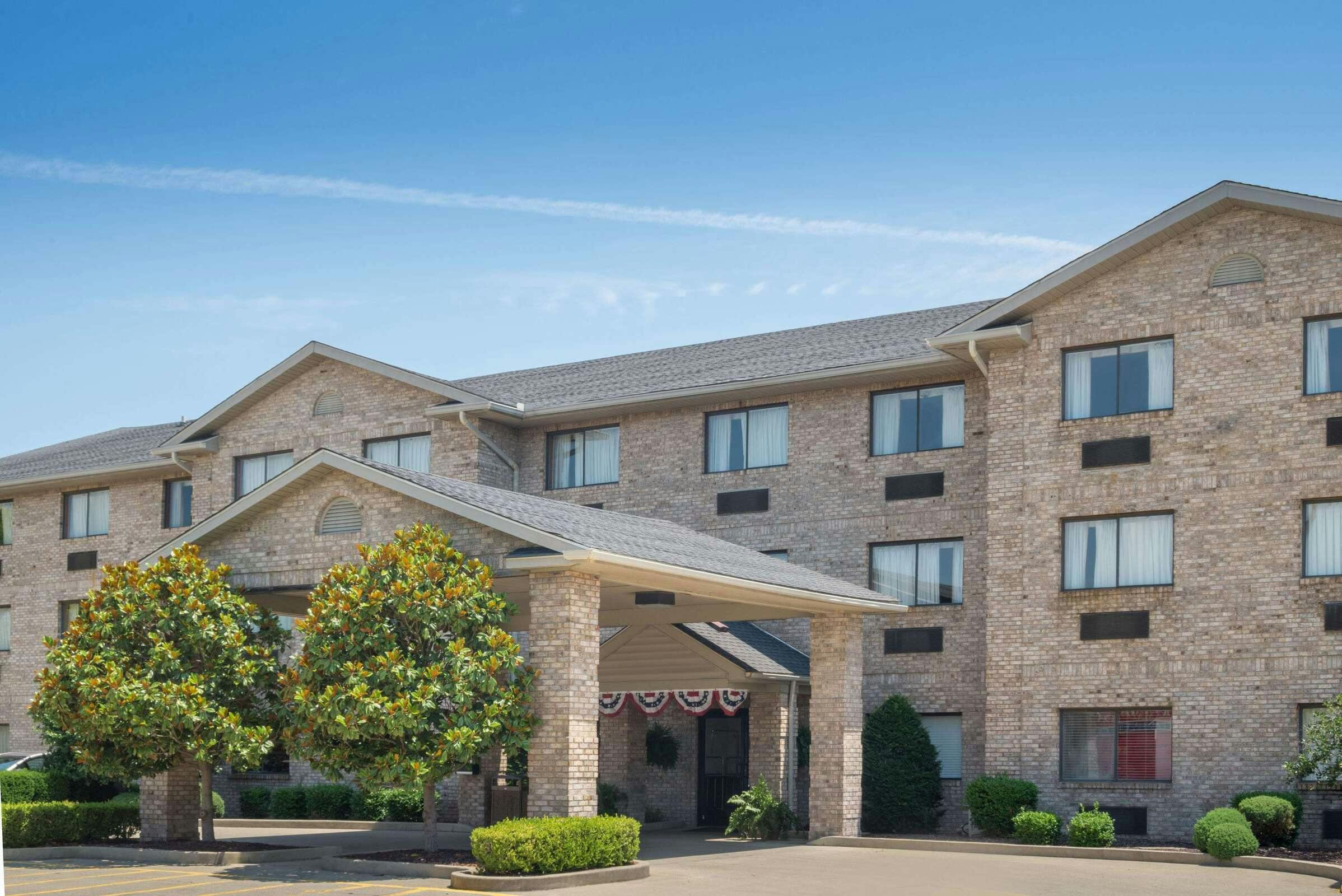 Ramada by Wyndham Catlettsburg/Ashland