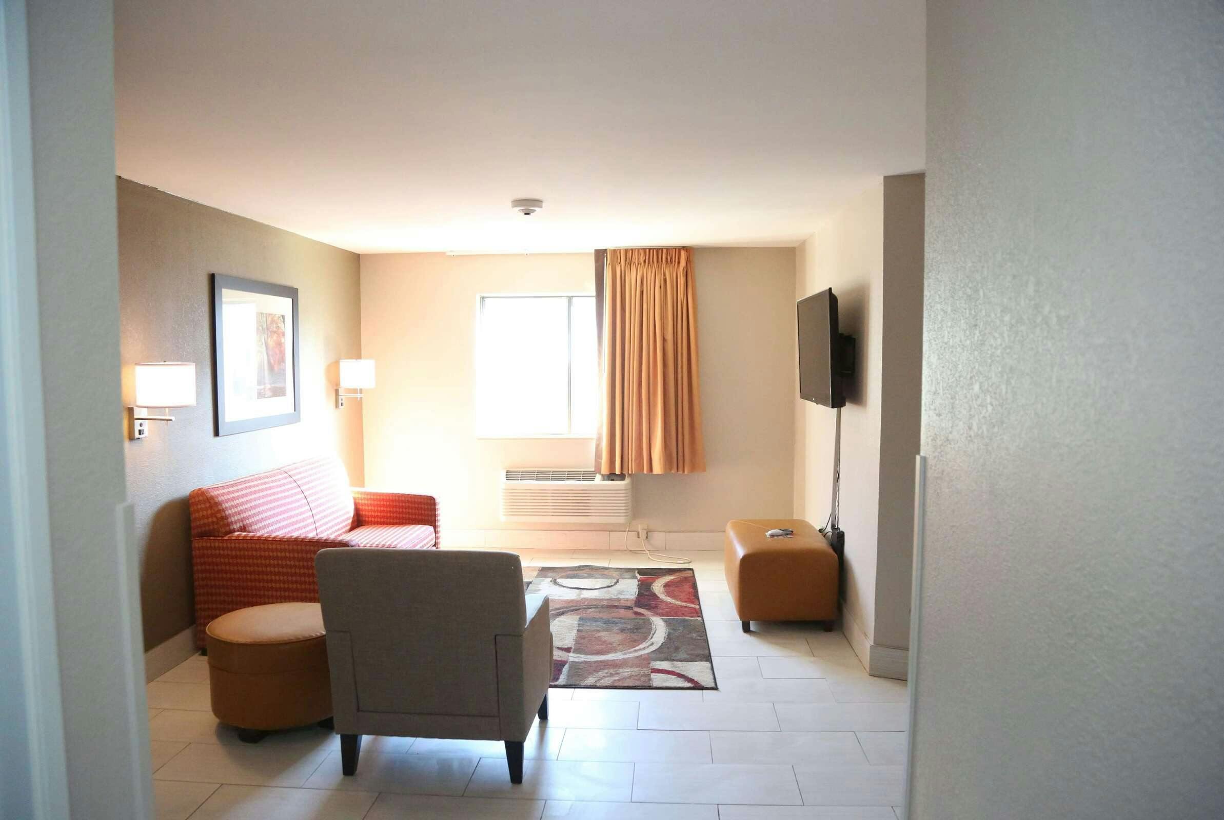 Hotel Super 8 Portsmouth photo 5