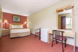 Hotel Days Inn & Suites by Wyndham Niagara Falls/Buffalo photo 4