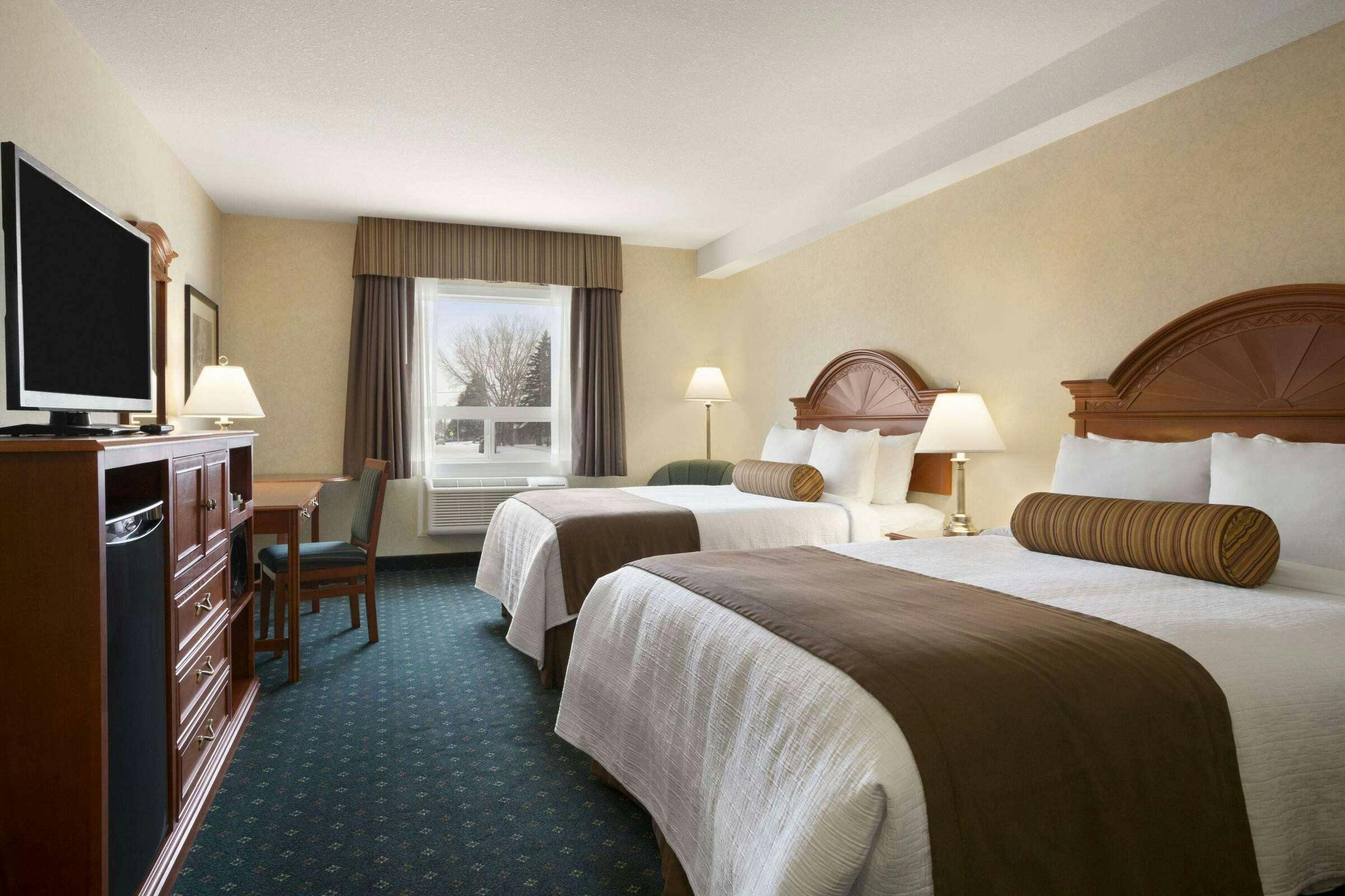 Hotel Travelodge Strathmore photo 2