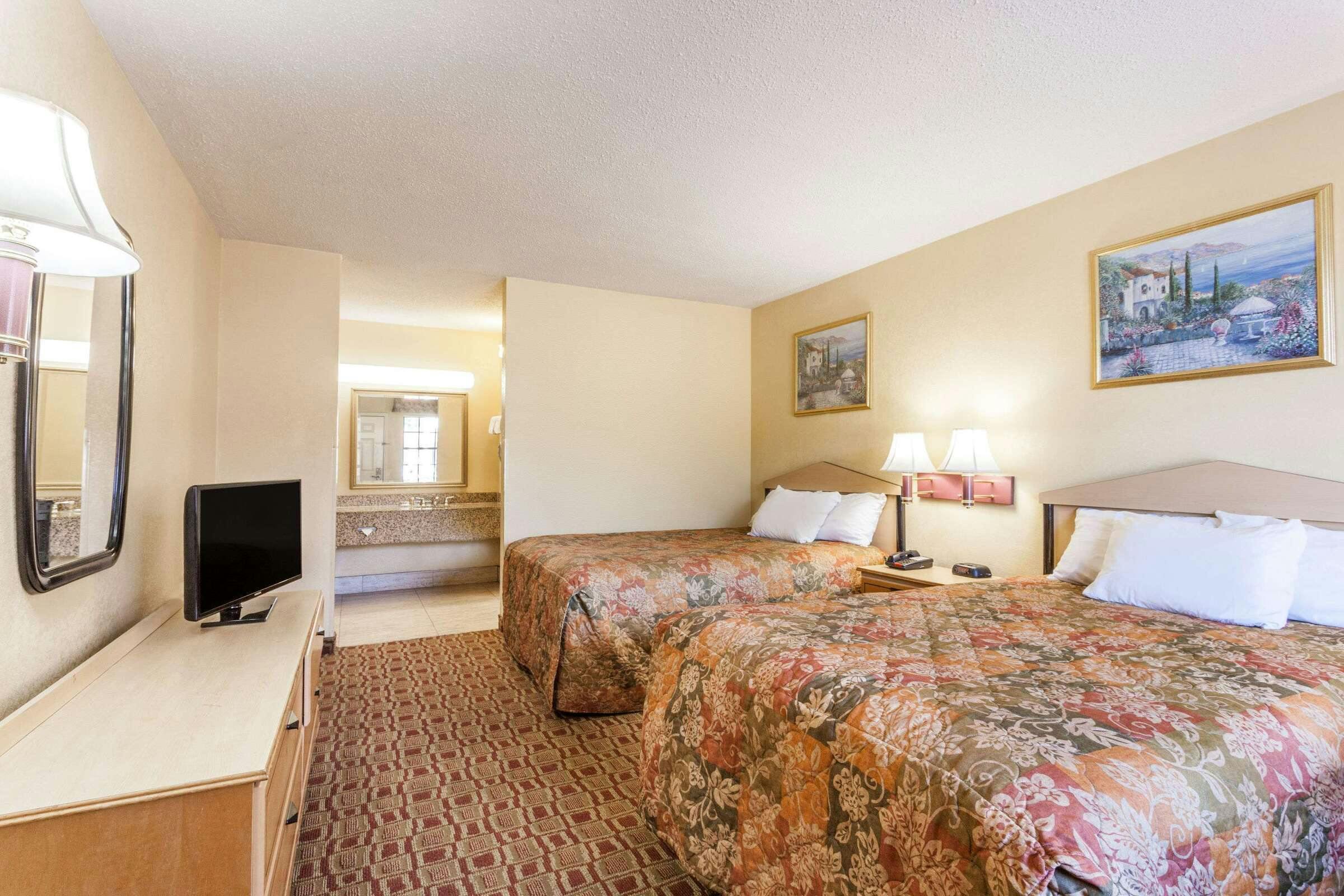Hotel Days Inn Yazoo City photo 1