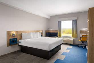 Hotel Microtel Lachute photo 2