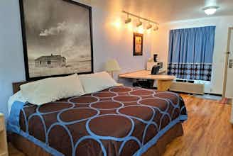 Hotel Super 8 Three Hills AB photo 5