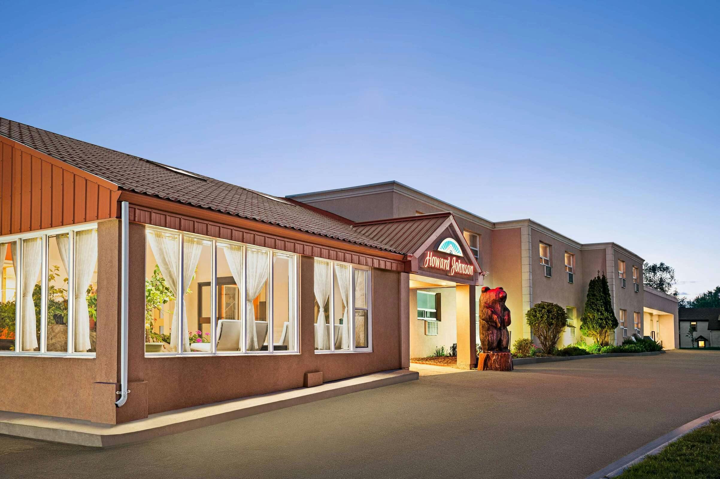 Hotel Howard Johnson Inn Gravenhurst photo 1