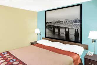 Hotel Super 8 Madison Ridgeland Are photo 4