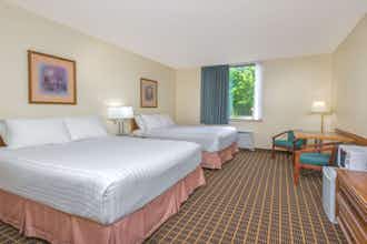 Hotel Howard Johnson Tillsonburg photo 1