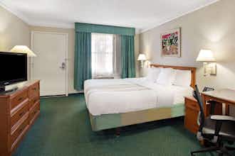 Hotel Baymont by Wyndham Fort Stockton photo 3