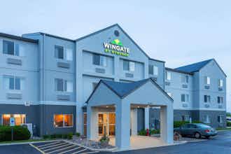 Hotel Wingate Gurnee photo 1