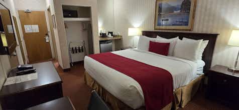 Hotel Sure Stay By Best Western Richmond Vancouver Airport photo 2