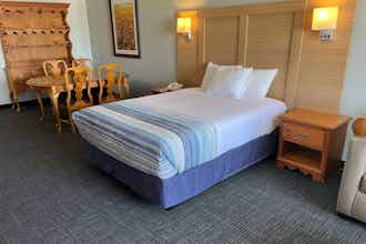 Hotel Days Inn Williamsburg IA North photo 1