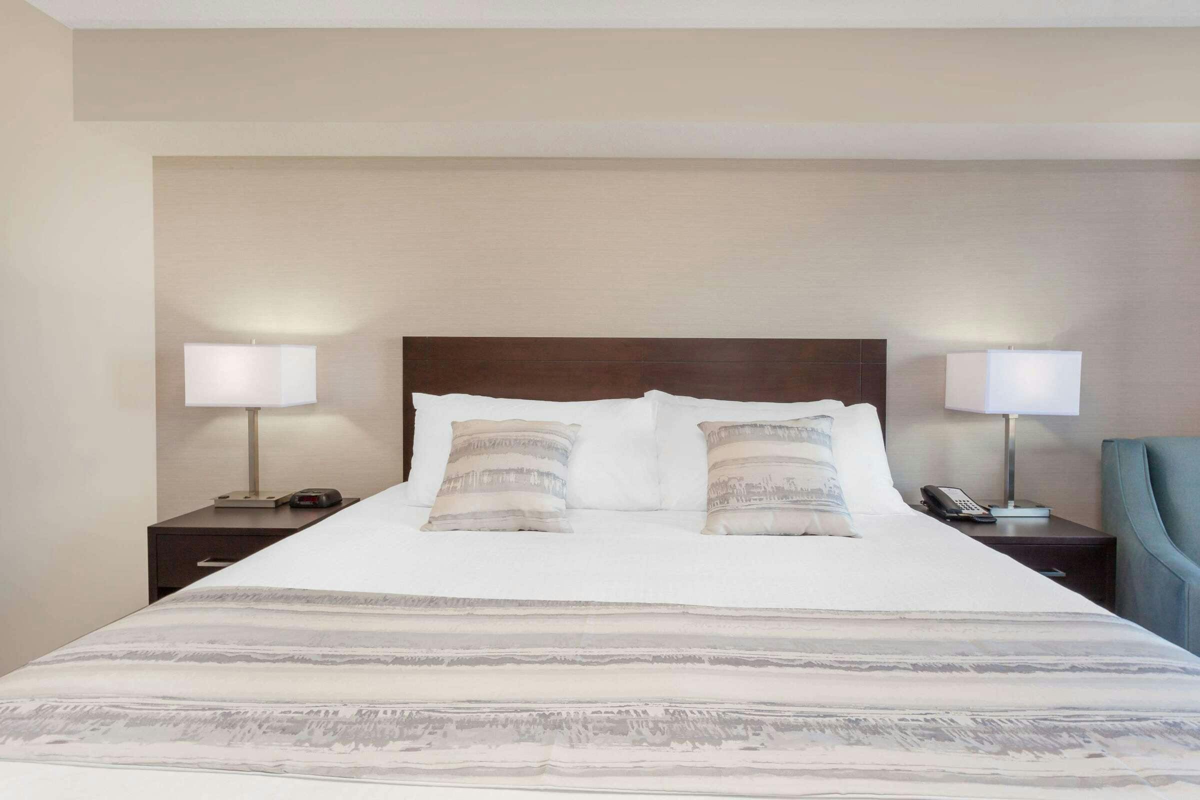 Hotel Ramada by Wyndham Grassland photo 5