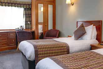 Hotel Best Western Plus Manchester Airport Wilmslow Pinewood Hotel photo 3