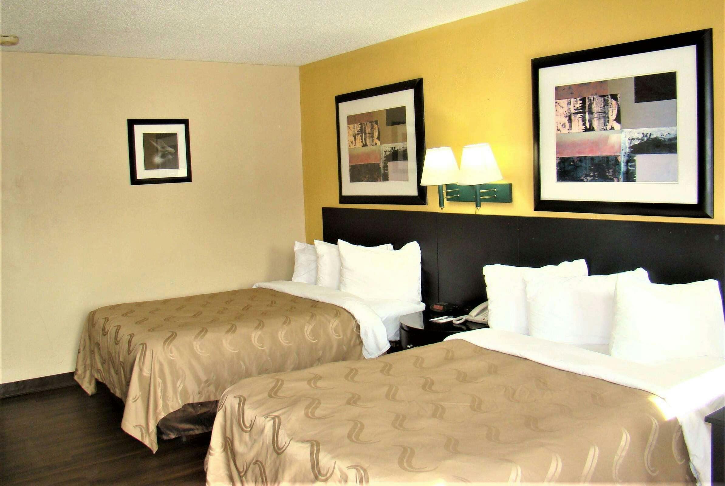 Hotel BU Front Royal SNP photo 2