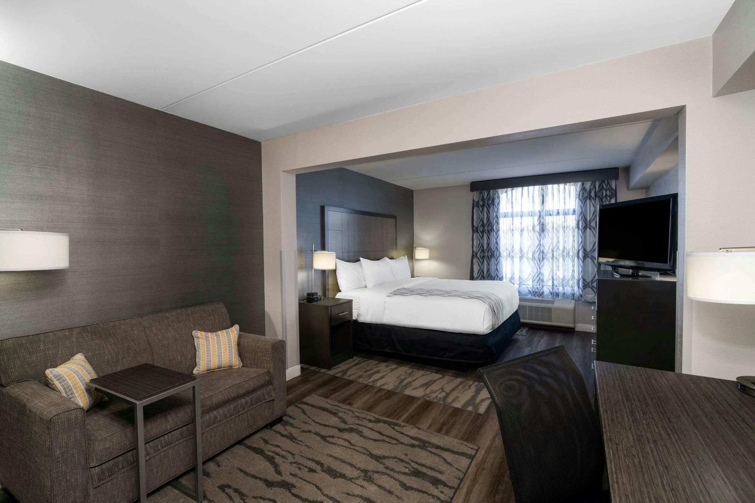Hotel La Quinta Inn Ste Raleigh Dwtn photo 4