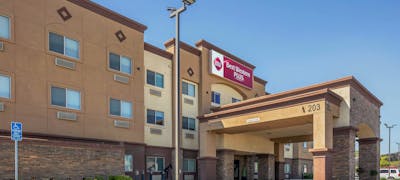 Best Western Plus Taft Inn
