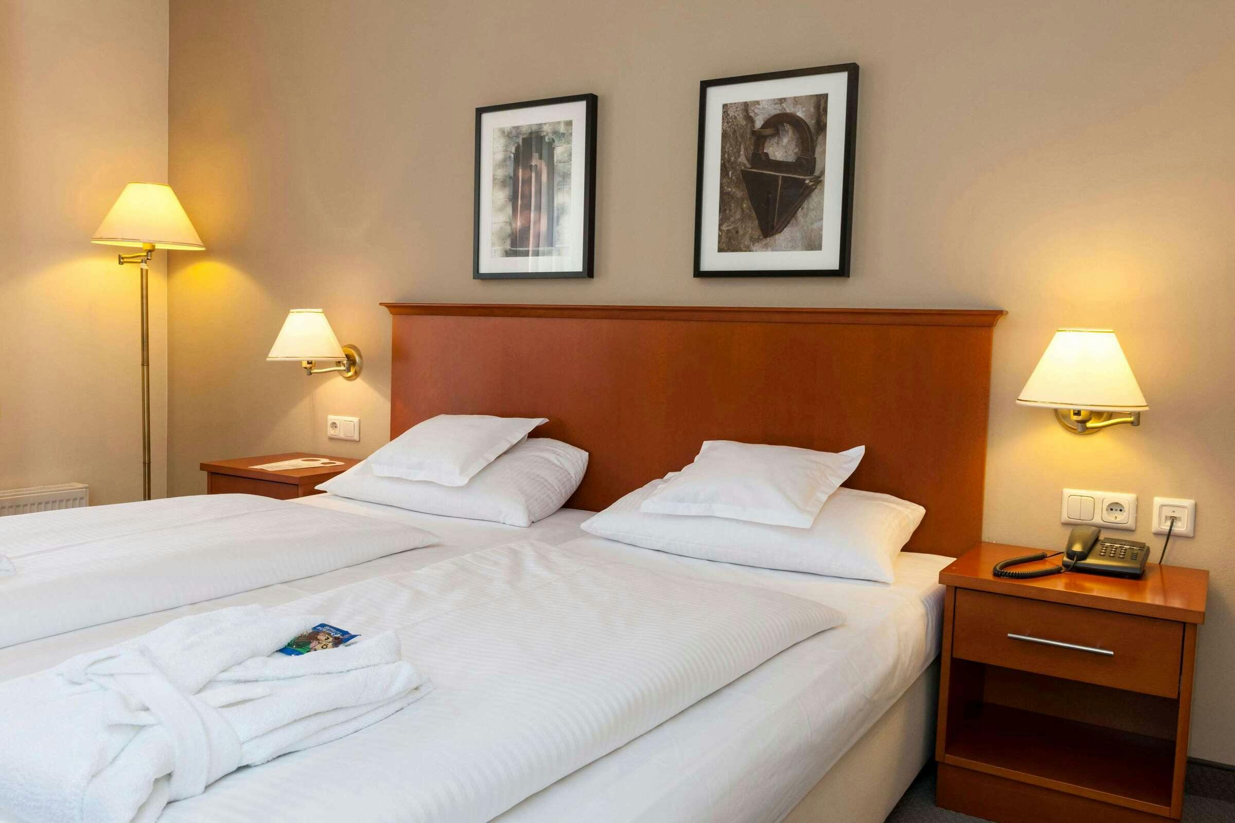 Hotel Wyndham Garden Quedlinburg Stadtschloss photo 4