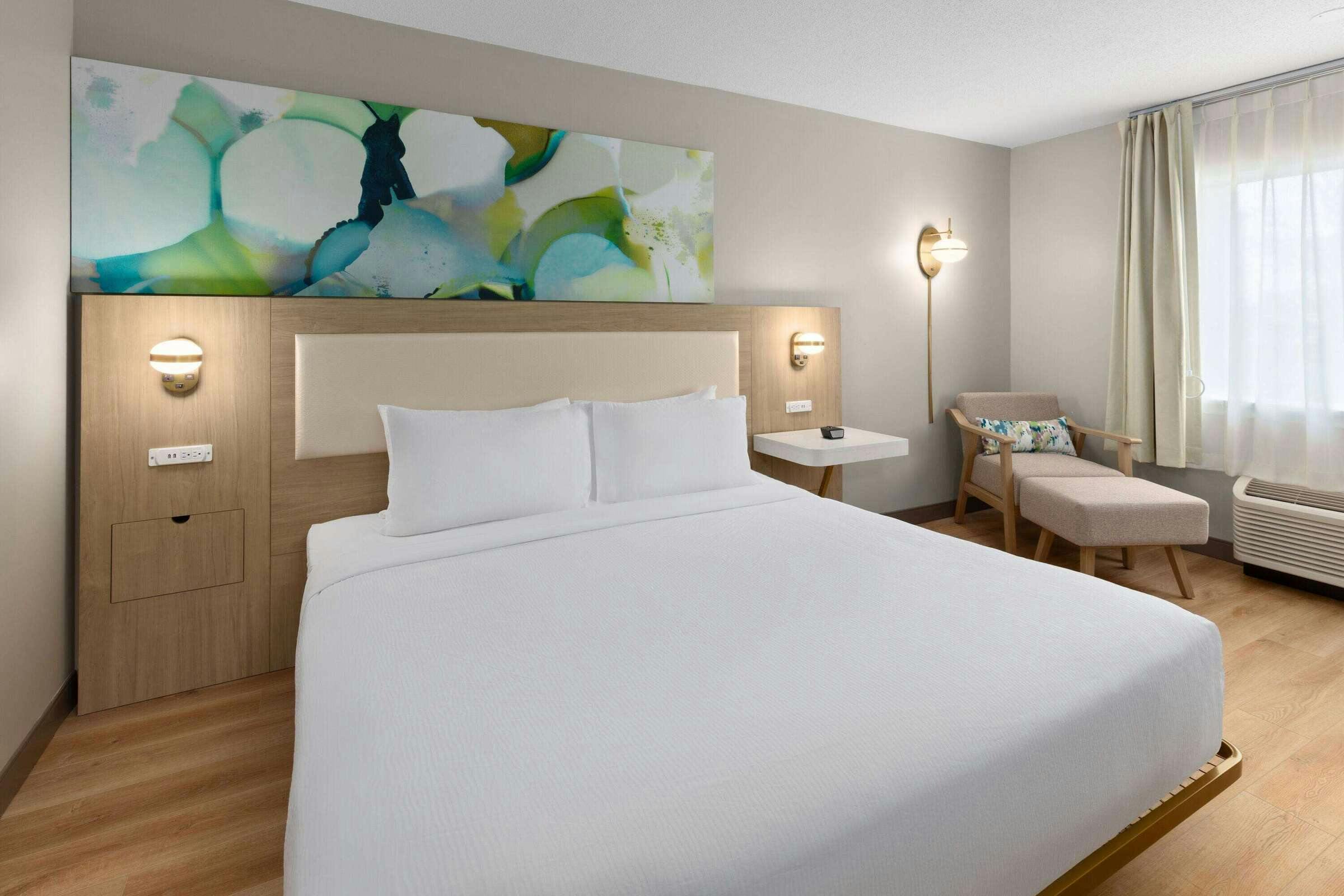 Hotel Wyndham Garden Louisville KY photo 1