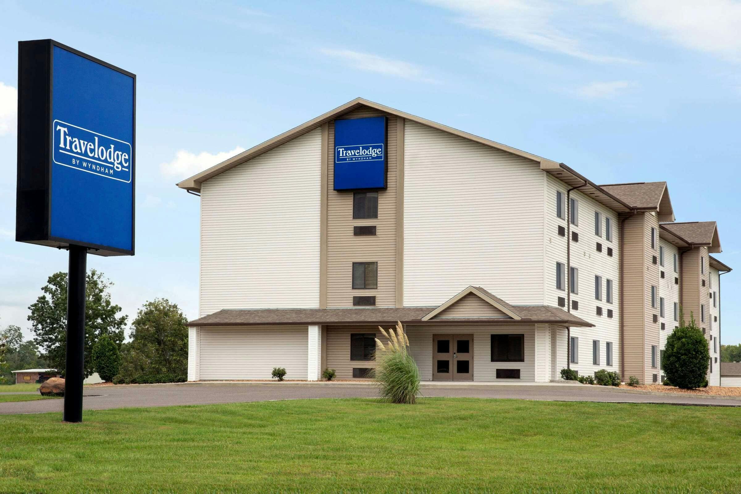 Travelodge Livonia