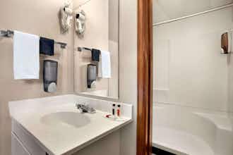Hotel Travelodge Guernsey photo 3