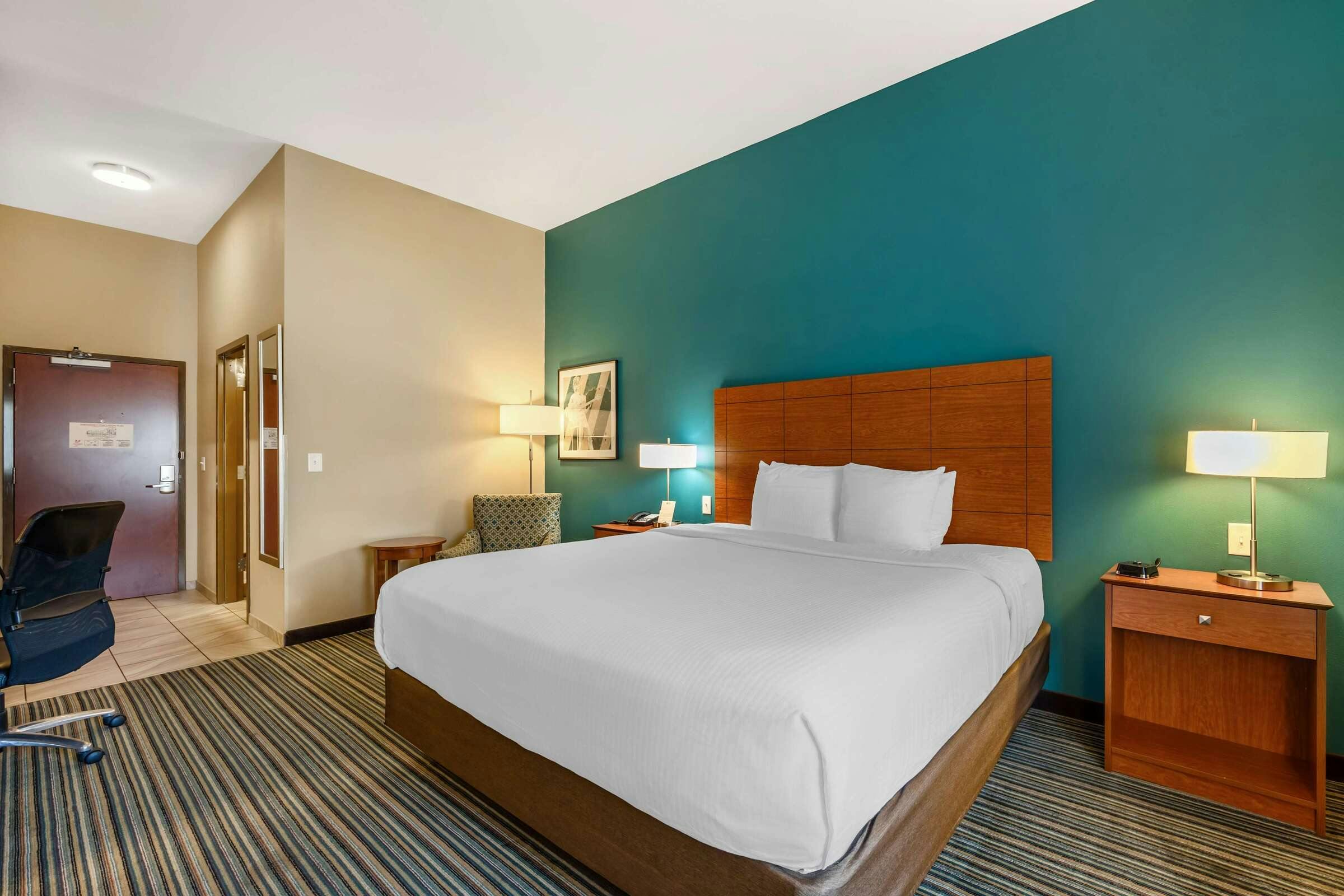 Hotel Best Western Plus Tuscumbia/Muscle Shoals Hotel & Suites photo 2