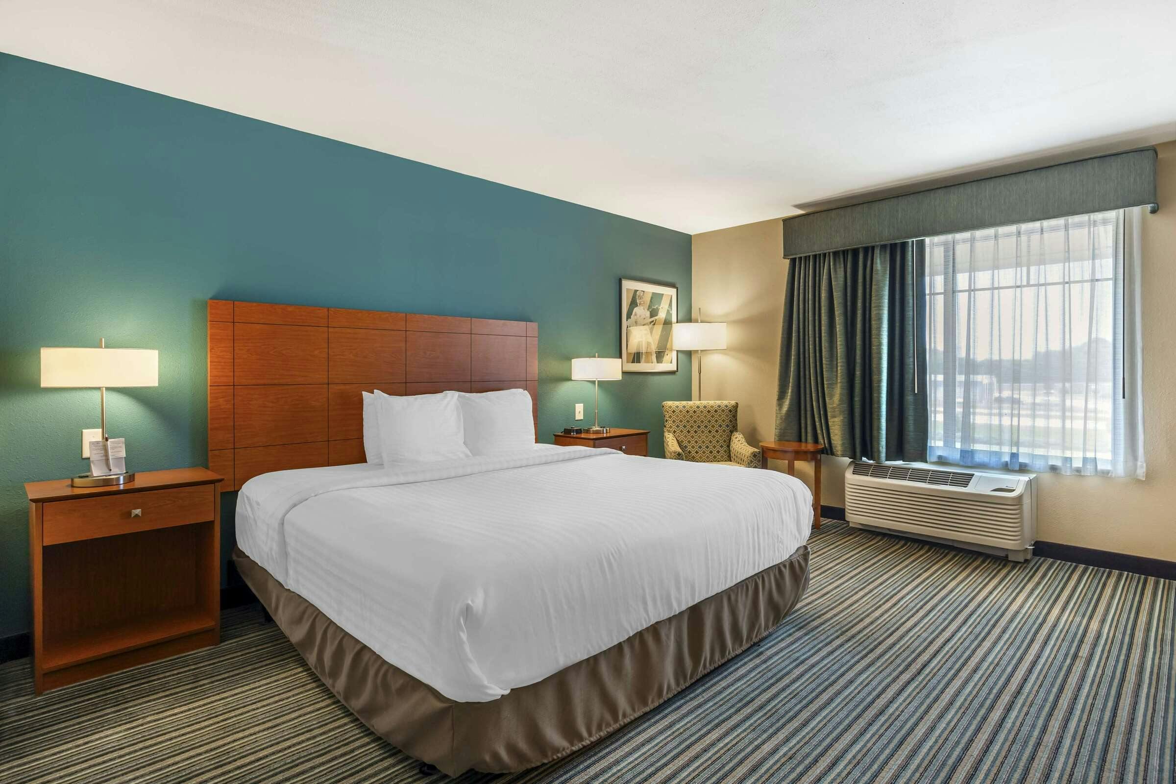 Hotel Best Western Plus Tuscumbia/Muscle Shoals Hotel & Suites photo 4