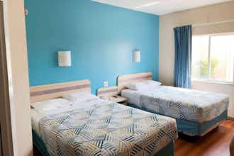Hotel Baymont Kingdom City photo 2