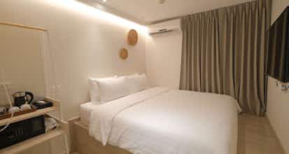 Hotel Simple Stay Chatuchak, Sure Stay Collection By Best Western photo 1