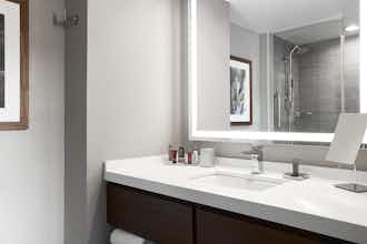 Hotel Marriott Ithaca Downtown on the Commons photo 3