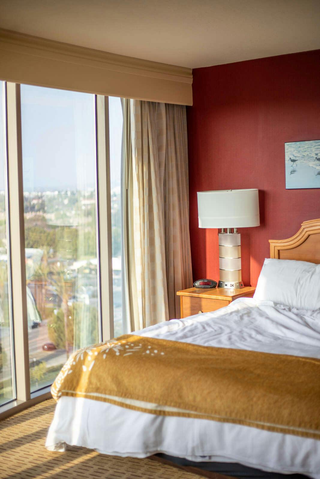 Hotel Anaheim Marriott Suites photo 3