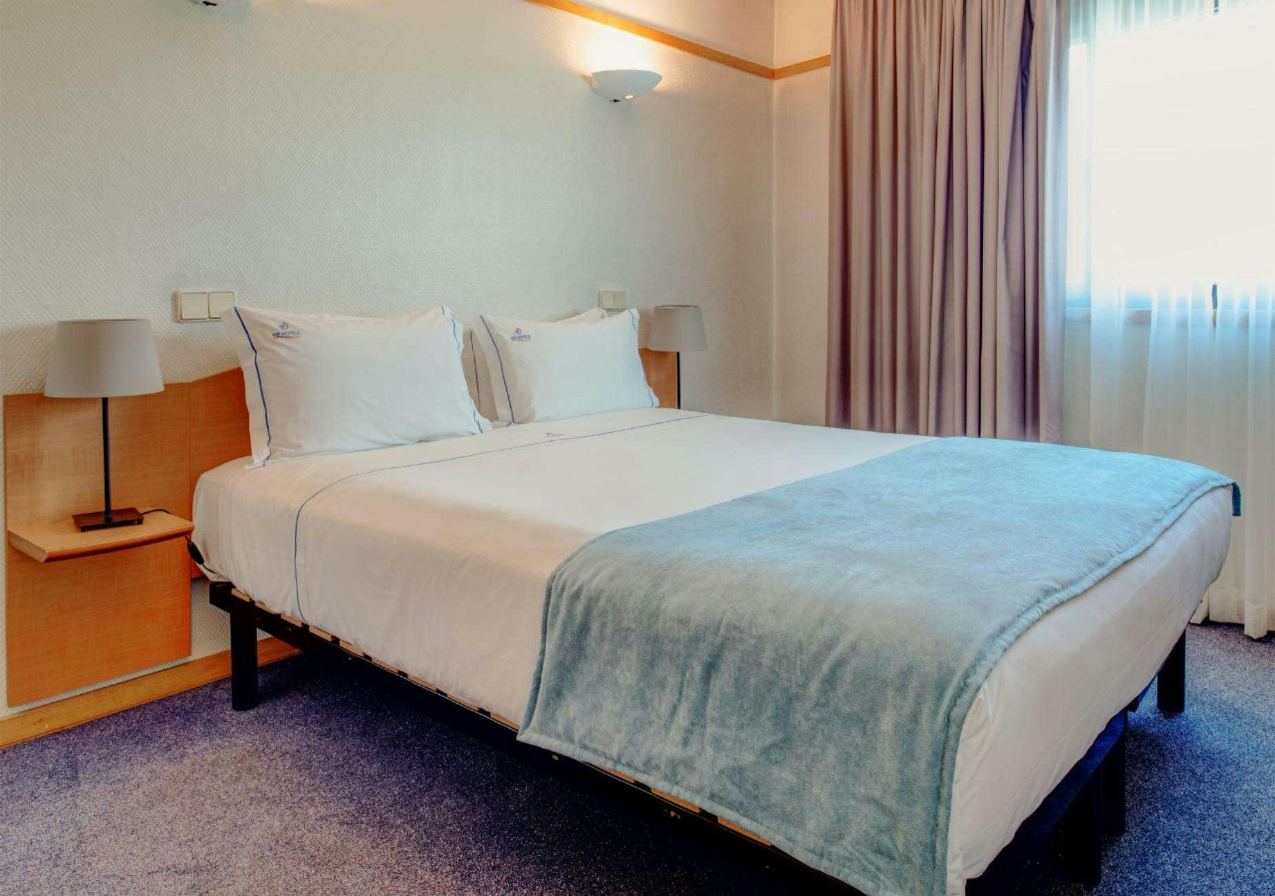 Hotel VIP Executive Eden Aparthotel photo 1