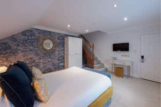 Hotel The Clarence Boutique Rooms photo 2