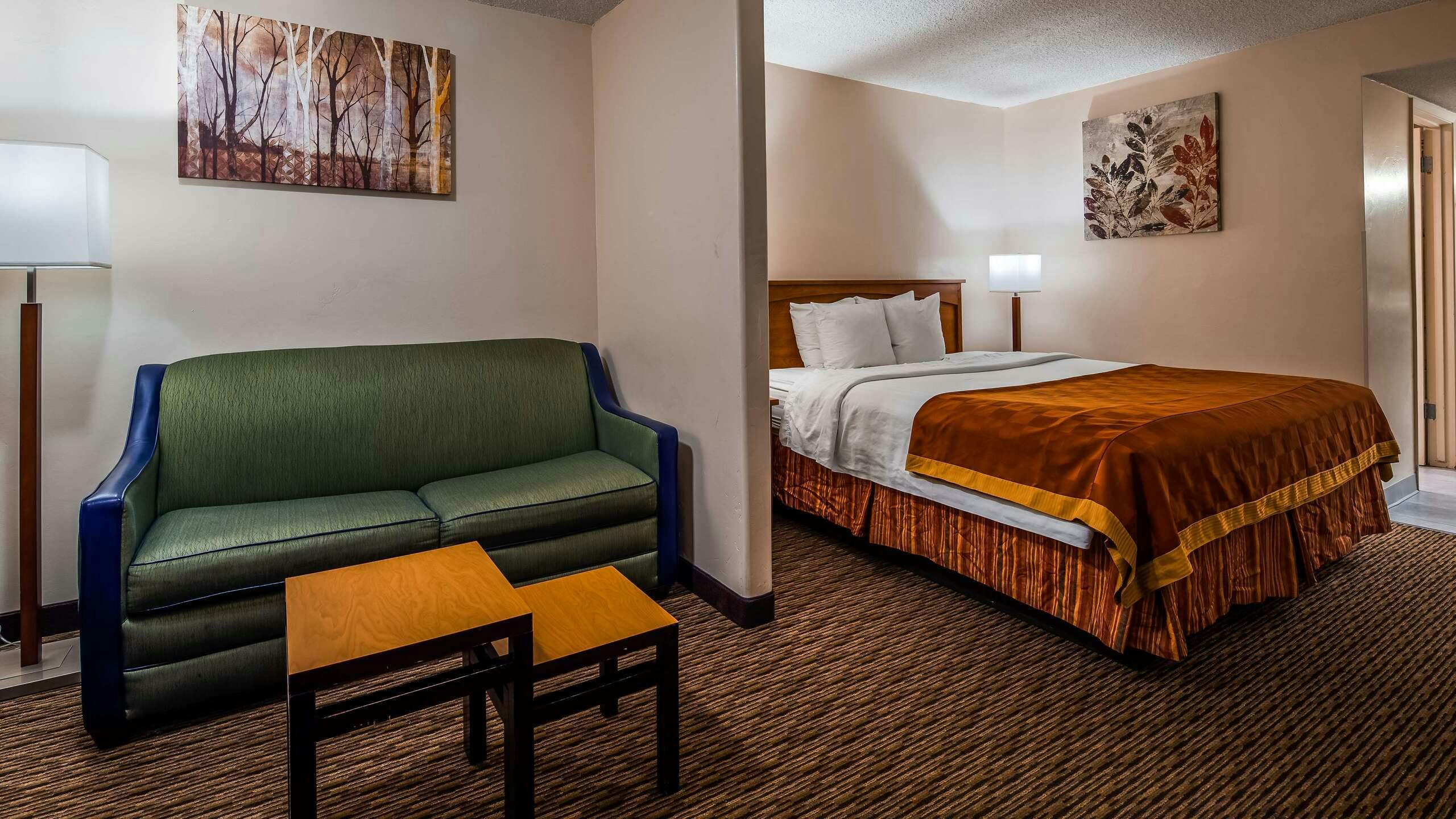 Hotel SureStay Hotel by Best Western Tehachapi photo 2