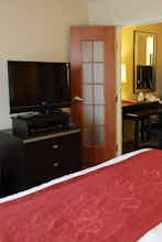 Hotel Comfort Suites Denver Tech Center photo 4
