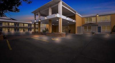 Best Western Lee's Motor Inn