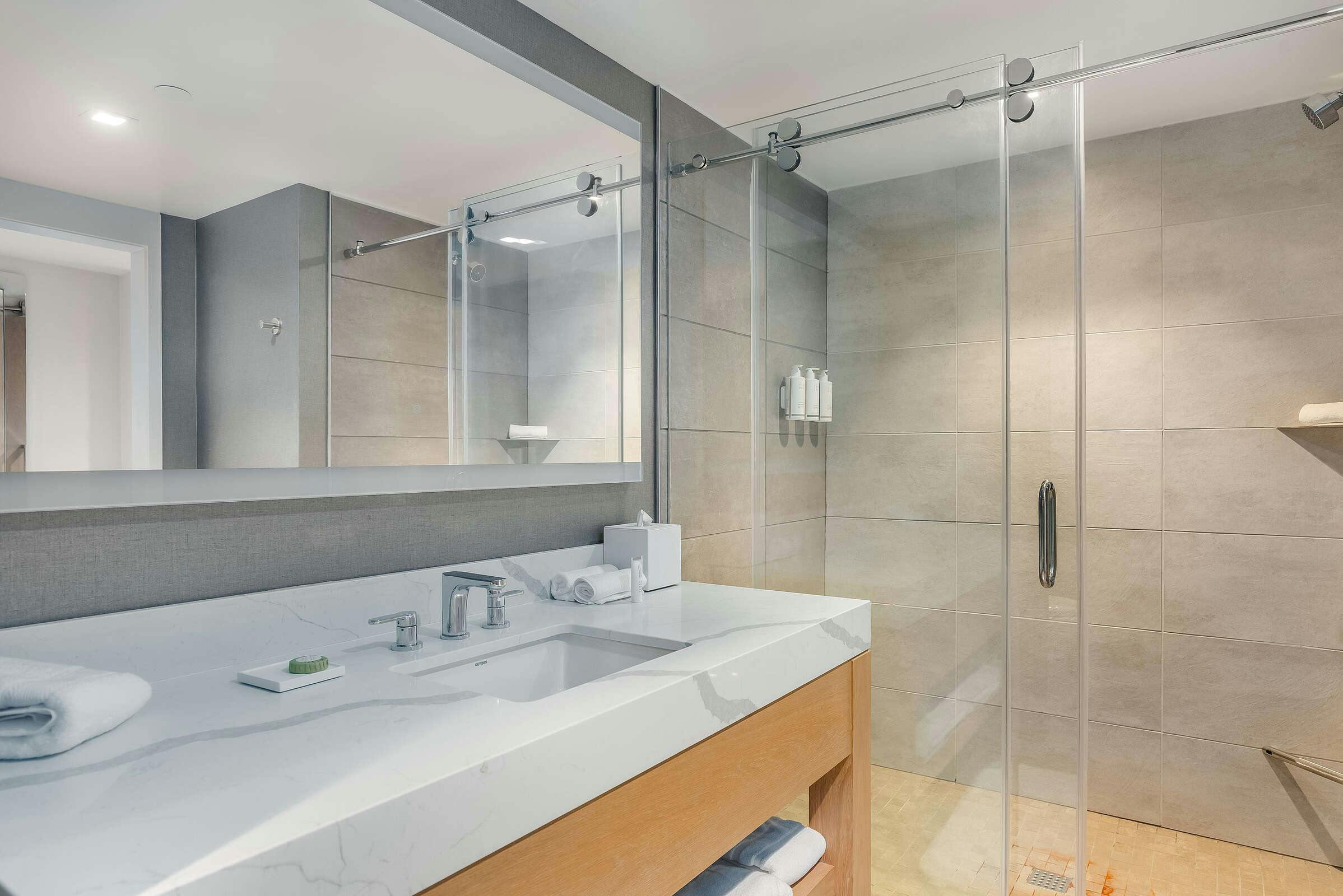 Hotel Live! Casino & Hotel - Louisiana photo 1