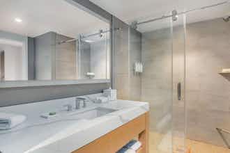 Hotel Live! Casino & Hotel - Louisiana photo 1
