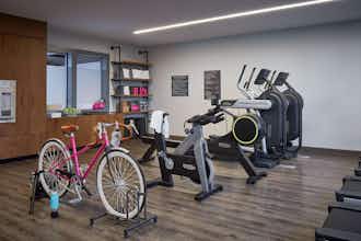 Hotel Moxy Hotel Atlanta Midtown photo 4
