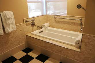 Hotel The Edgewater photo 4