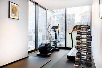 Hotel Leonardo Hotel London Aldgate photo 4