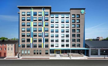 Tru By Hilton Baltimore Harbor East Md