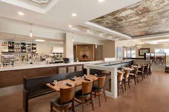 Hotel Travelodge Edmonton South photo 2