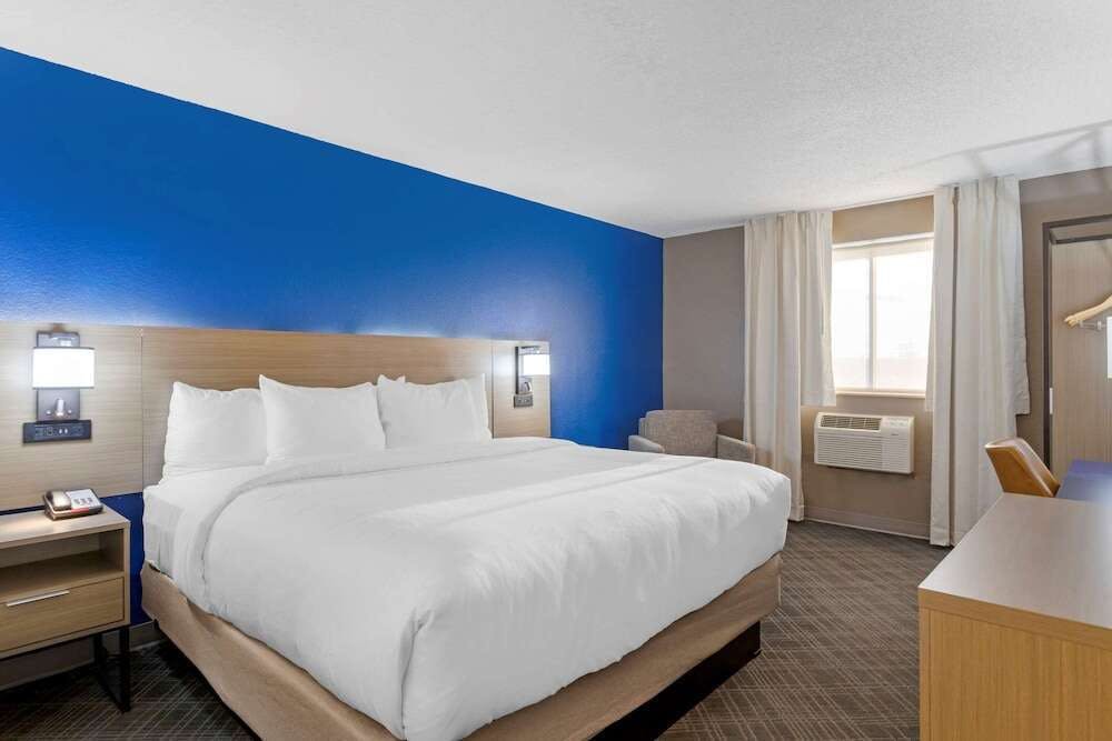 Hotel Comfort Inn Detroit - Troy photo 3