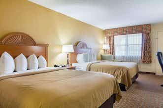 Hotel Quality Inn near Casinos and Convention Center photo 1