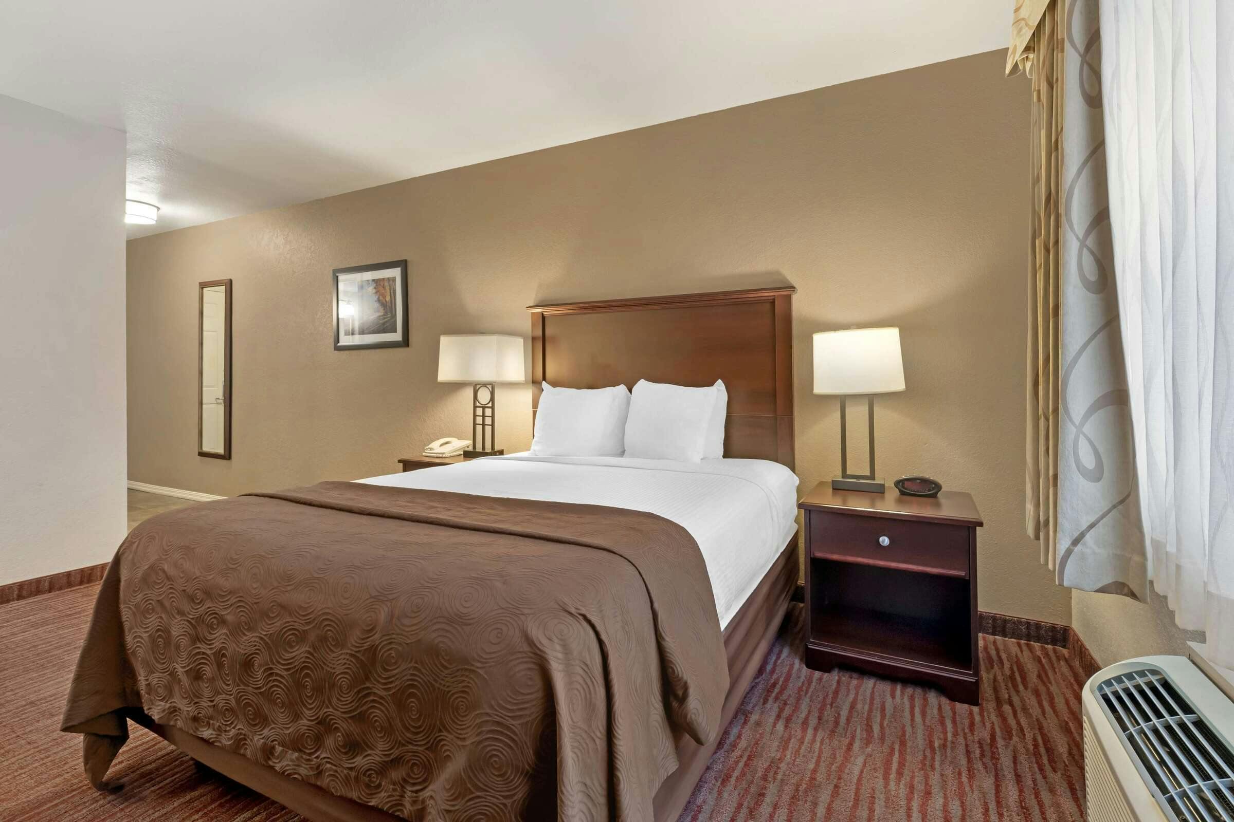 Hotel Best Western Plus Concord Inn photo 1