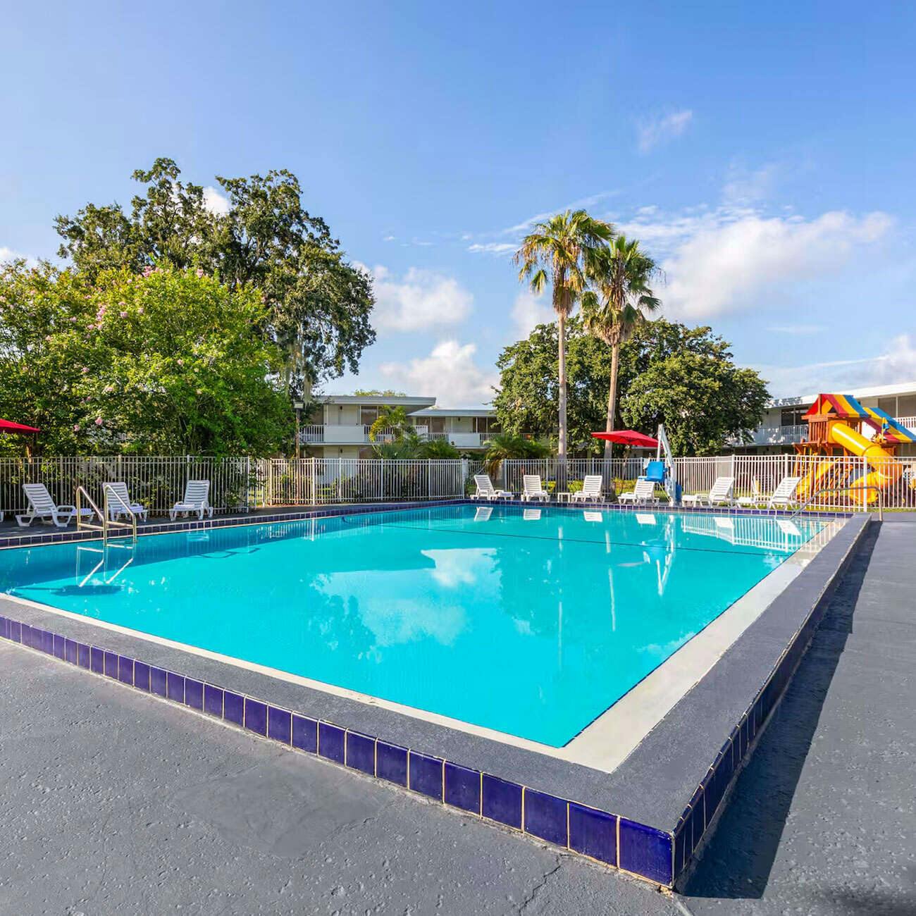 Hotel Developer Inn Maingate, a Baymont by Wyndham photo 2